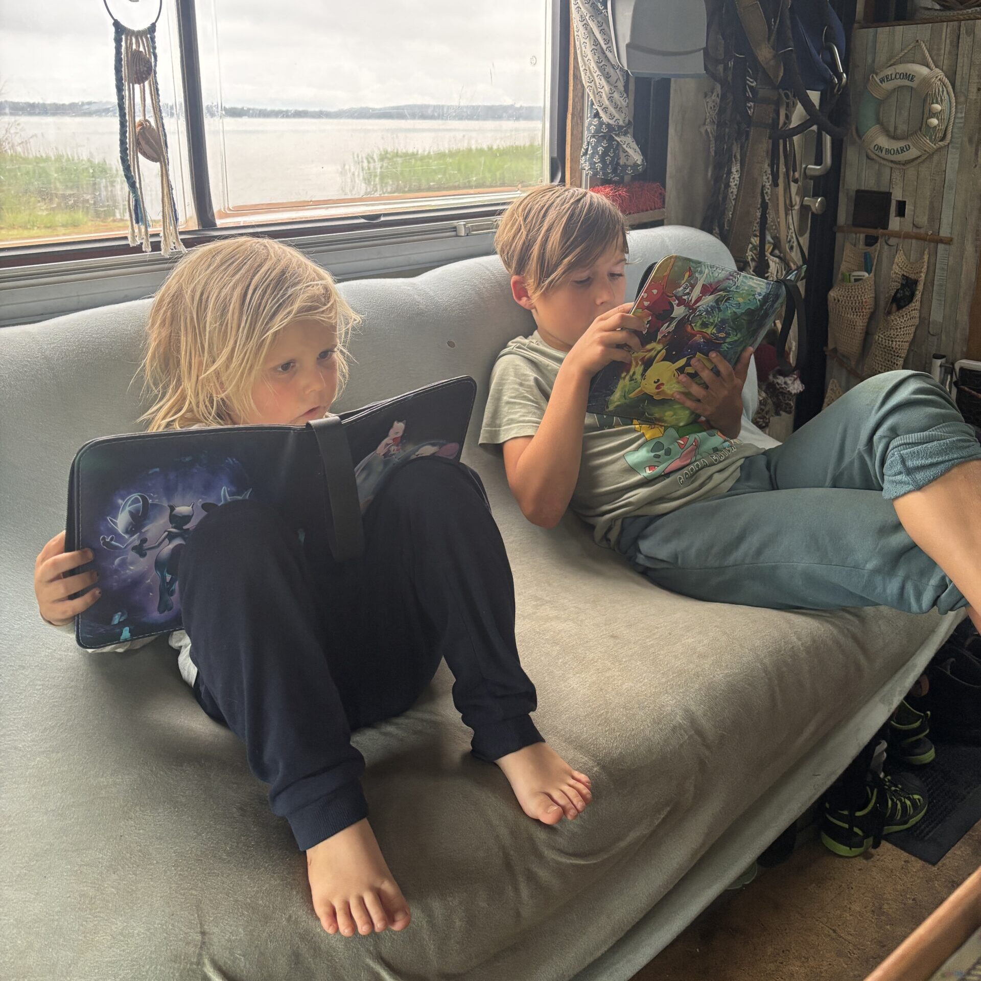 Die Schirmis Reisefamilie Oldtimerwohnmobil Anne Schirmer Anton Edgar UGC Wohnmobil