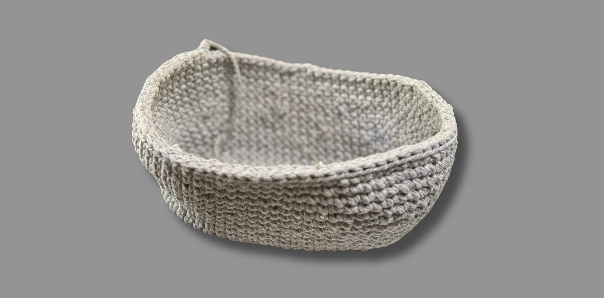 Handmade Blumenampel Häkeln Garn Die Schirmis Anne Schirmer crochet Korb Häkelkorb